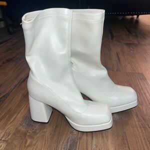 White gogo heeled boots platform booties sock NEW